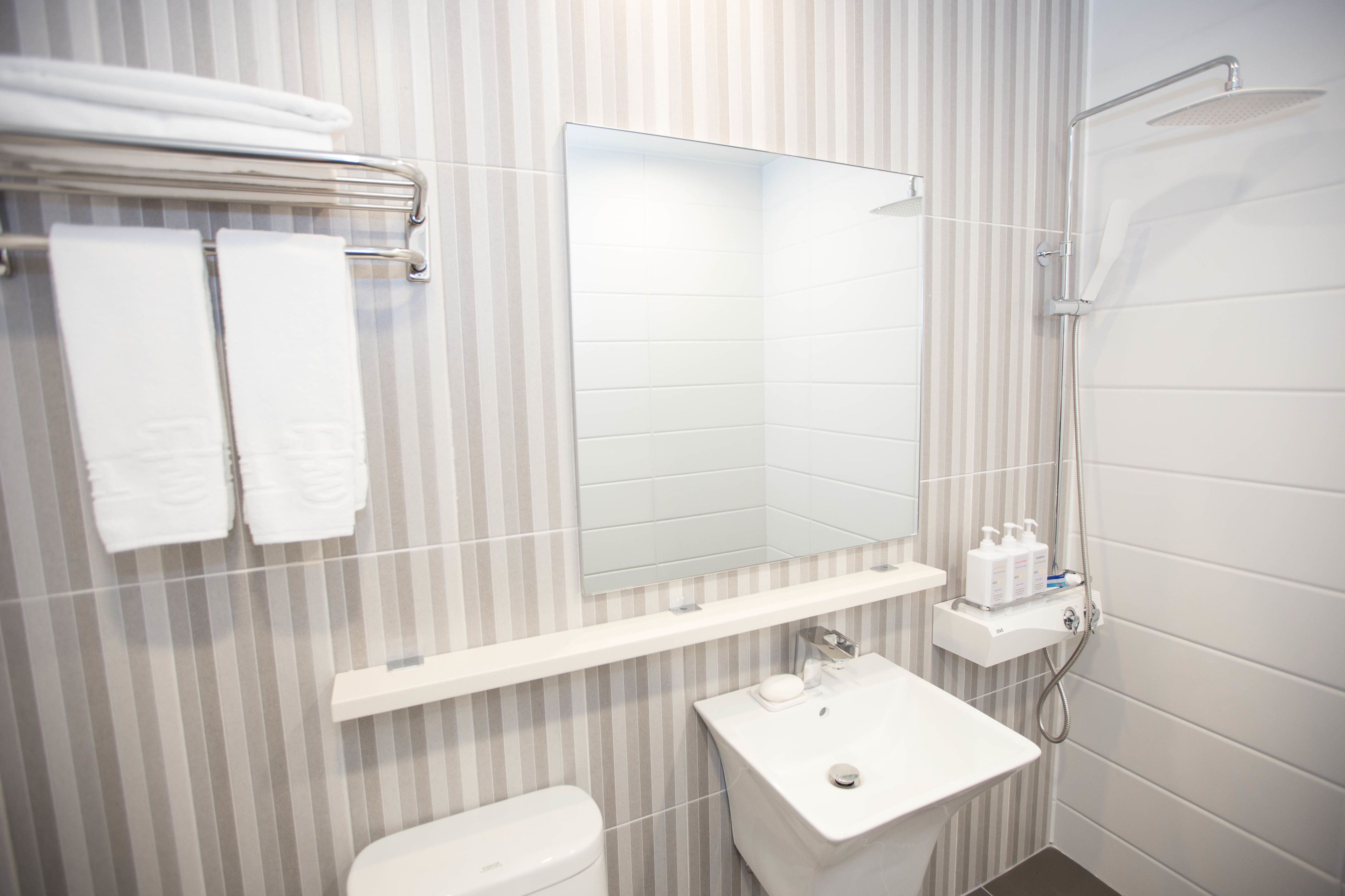 shower, free toiletries, hair dryer, bathrobes