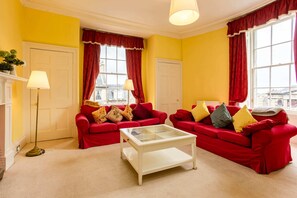 Apartment, 2 Bedrooms | Living room | Fireplace