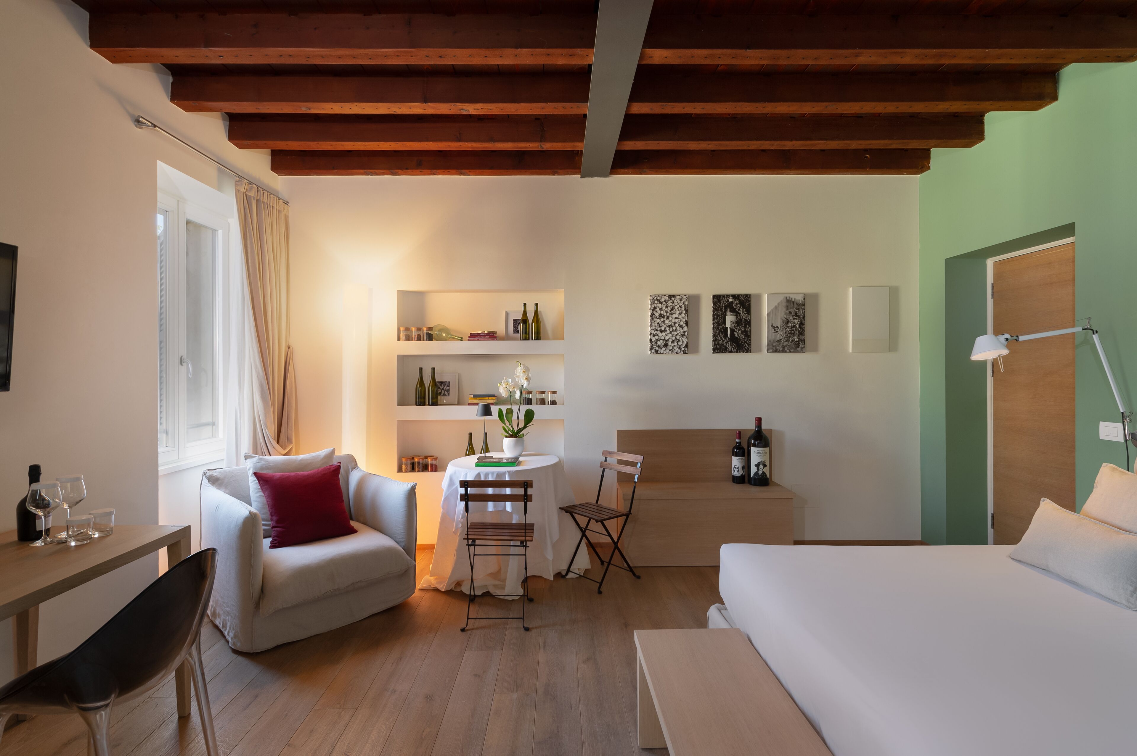 Photo - Massimago Wine Suites