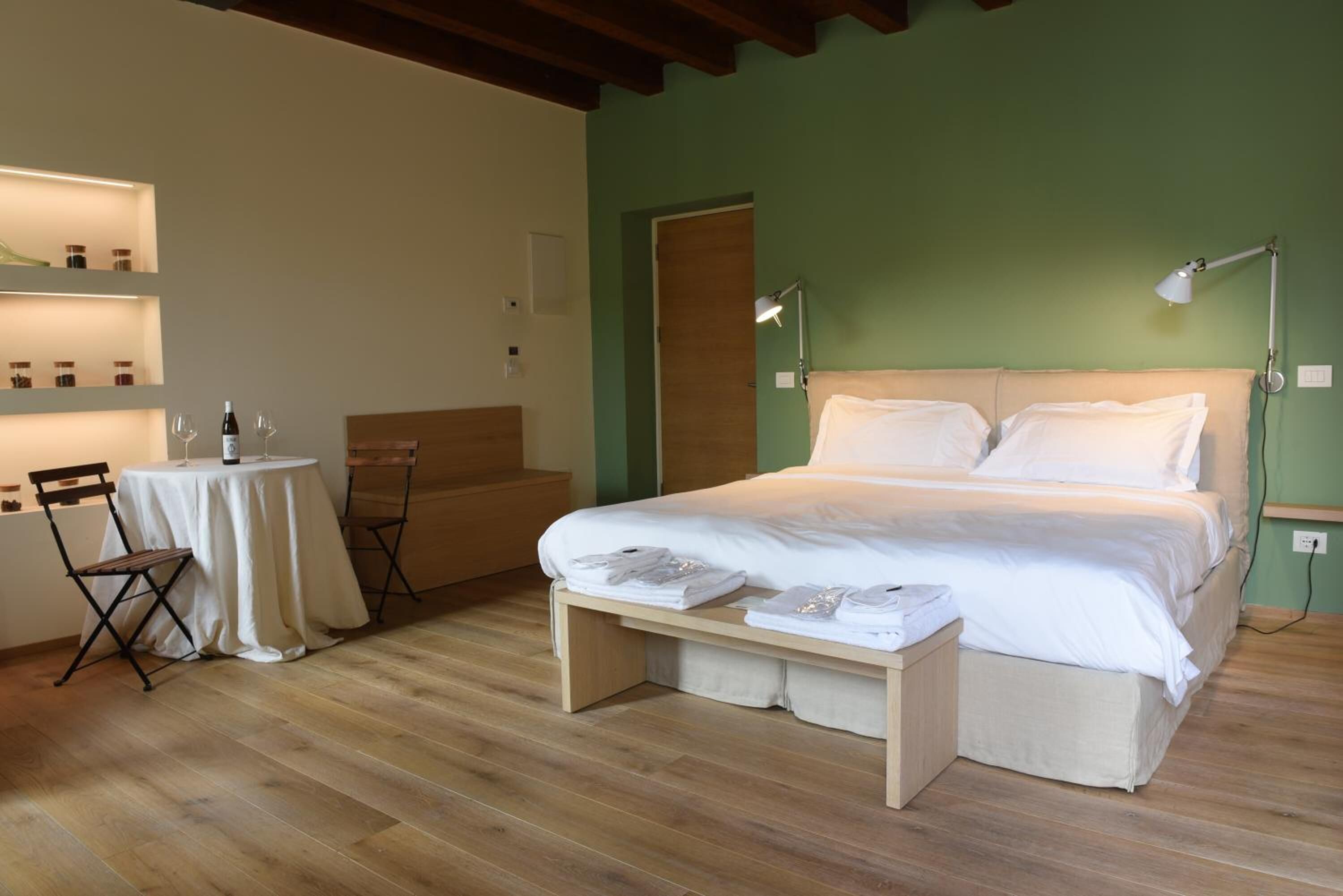 Photo - Massimago Wine Suites