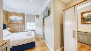 Camera Comfort, 1 letto king | 4 camere, biancheria da letto di alta qualità, copriletto in piuma