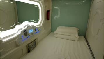 1 Capsule Bed | In-room safe, iron/ironing board, free WiFi