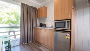 Basic-Doppelzimmer | Eigene Kochnische | Kühlschrank, Mikrowelle