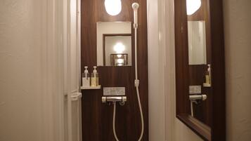 Mixed Dormitory | Bathroom shower