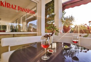 Terrace/patio - Kiraz Otel (Cesme)