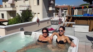 Piscina externa sazonal