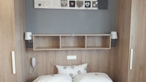 Quarto casal | Frigobar, cofres nos quartos, escrivaninha, berços (sobretaxa)