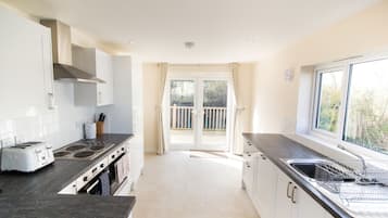 Cottage Premier, 4 camere da letto | Cucina privata | Frigorifero con congelatore, microonde, forno, piano cottura