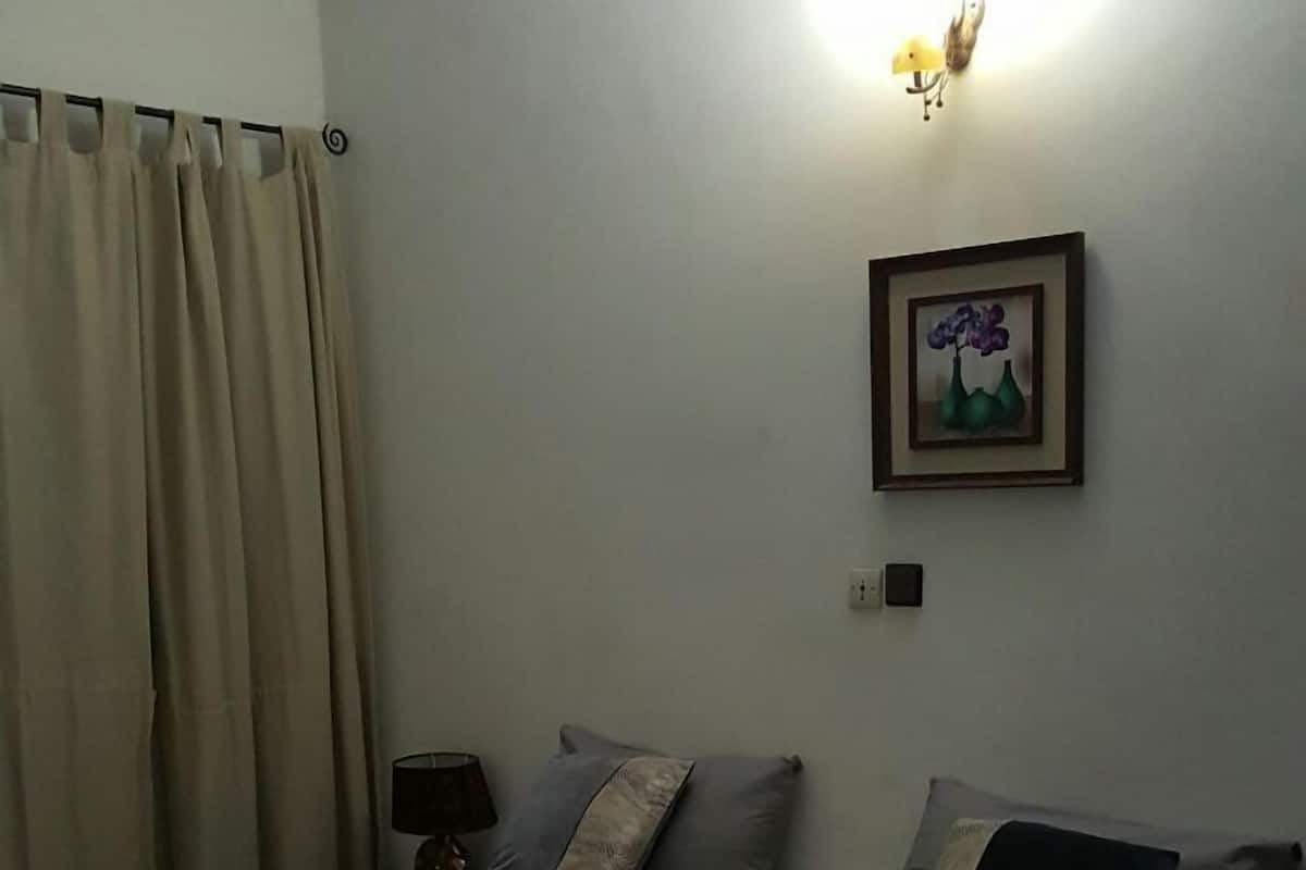 Appartement, 2 slaapkamers, niet-roken, koelkast en magnetron | 2 slaapkamers, een bureau, gratis wifi, beddengoed