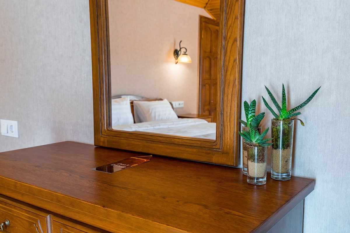 Superior Double or Twin Room | 1 bedroom, minibar, in-room safe, desk