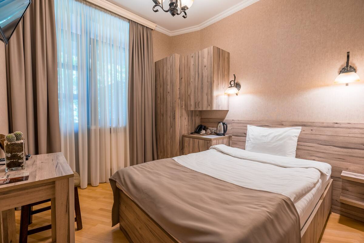 1 bedroom, minibar, in-room safe, desk