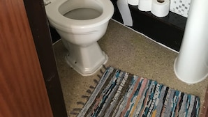 Unclassified image, 4 of 7, button - Brisbane Hotel (Blackpool)