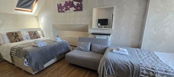 Adams Guest House