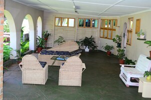 BBQ/picnic area