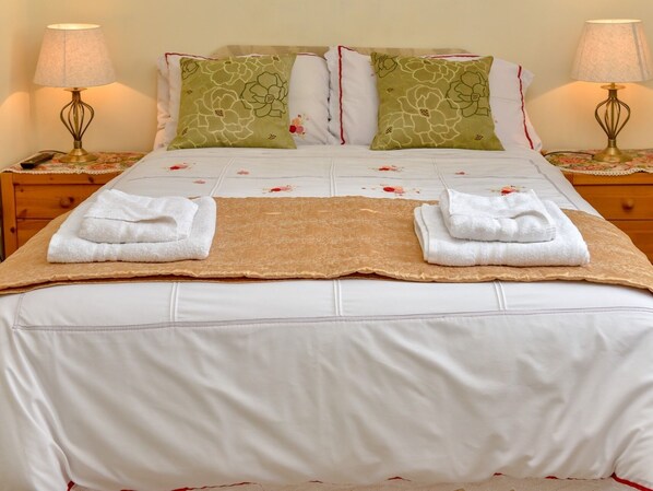 Chambre Double Standard, salle de bains attenante