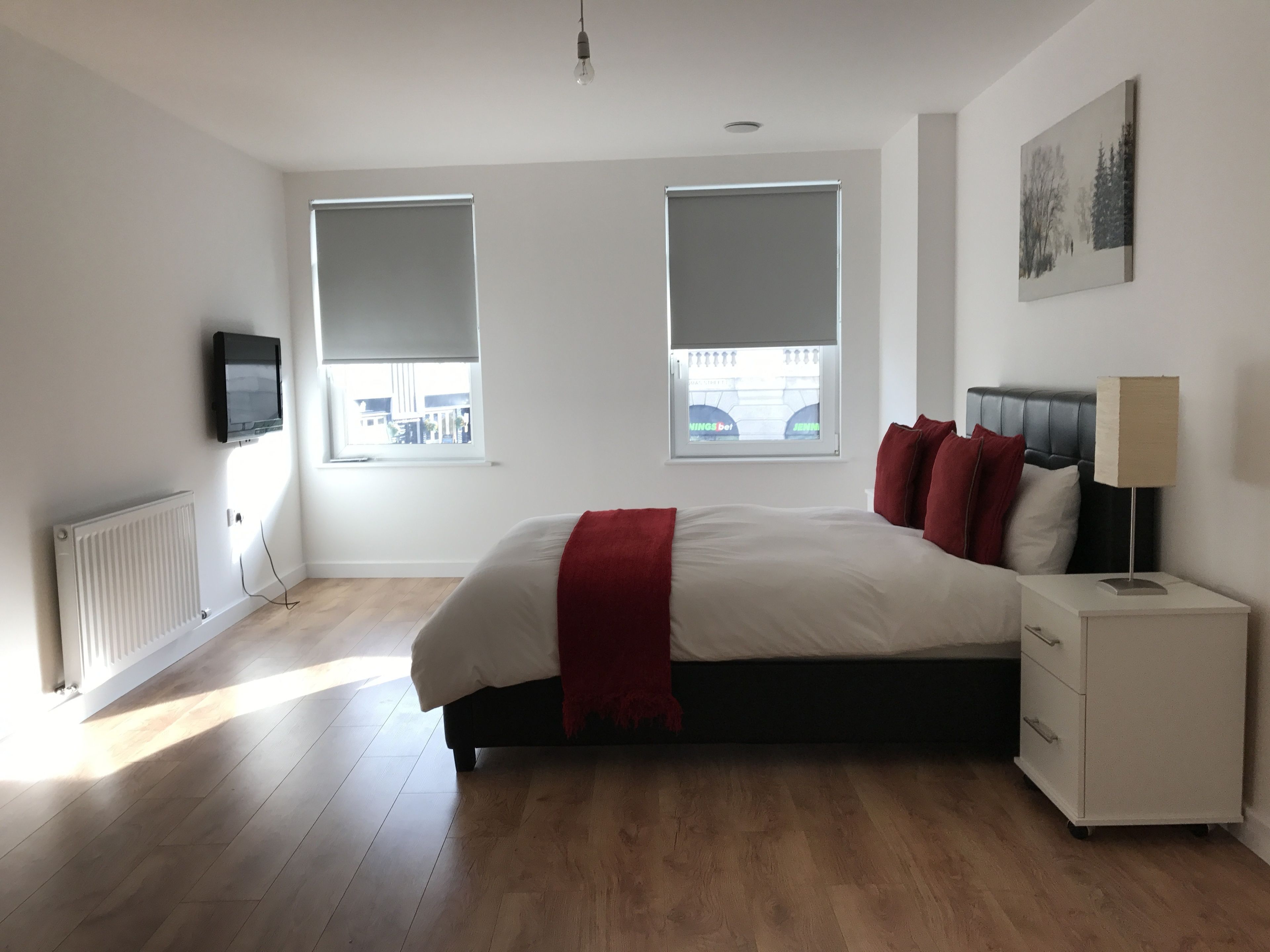 Kahden hengen huone, jaettu kylpyhuone | Silitysrauta/-lauta, ilmainen Wi-Fi, vuodevaatteet