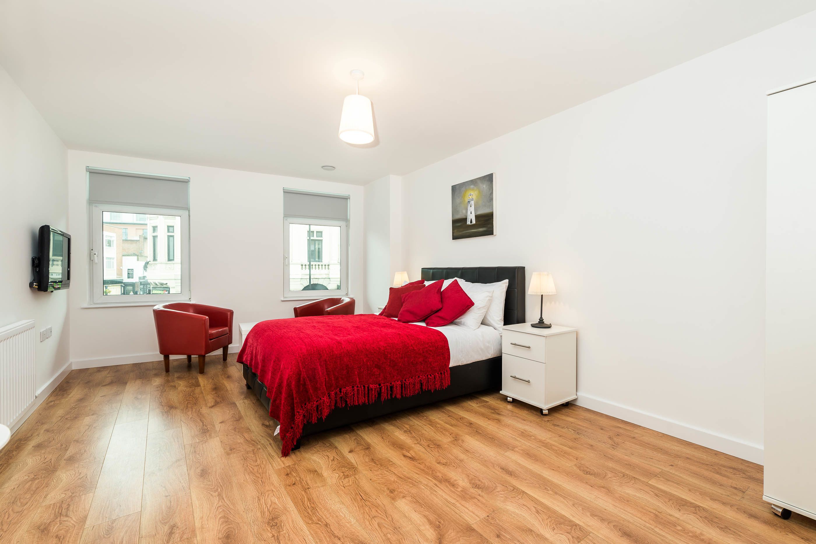 Kahden hengen huone, oma kylpyhuone | Silitysrauta/-lauta, ilmainen Wi-Fi, vuodevaatteet