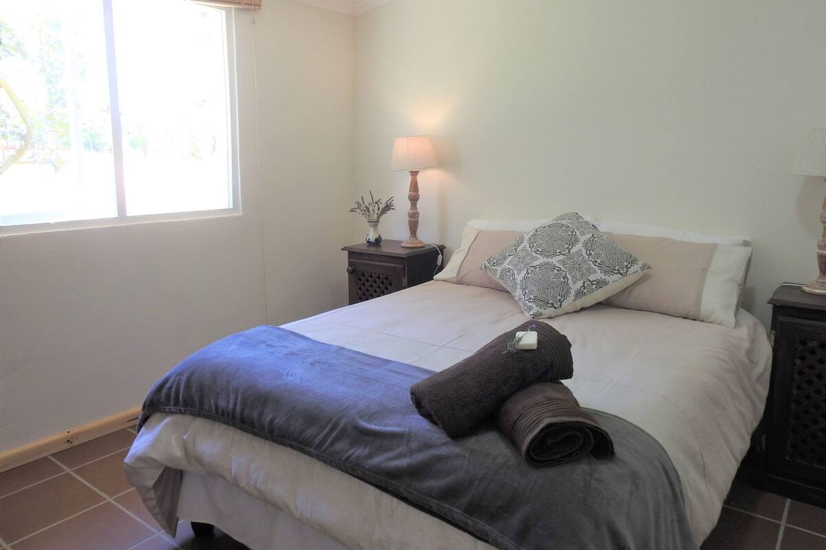 Family Cottage, 2 Bedrooms | WiFi (free), bed sheets