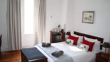 Lily Room | 5 Schlafzimmer, hochwertige Bettwaren, Minibar, Zimmersafe