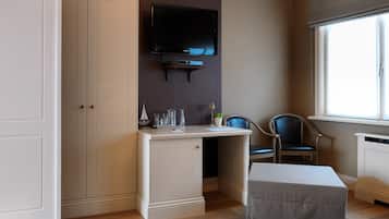 Deluxe Double Room | Room amenity