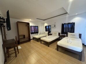 Free WiFi, bed sheets - SJ Mansion Hotel (San Jose)