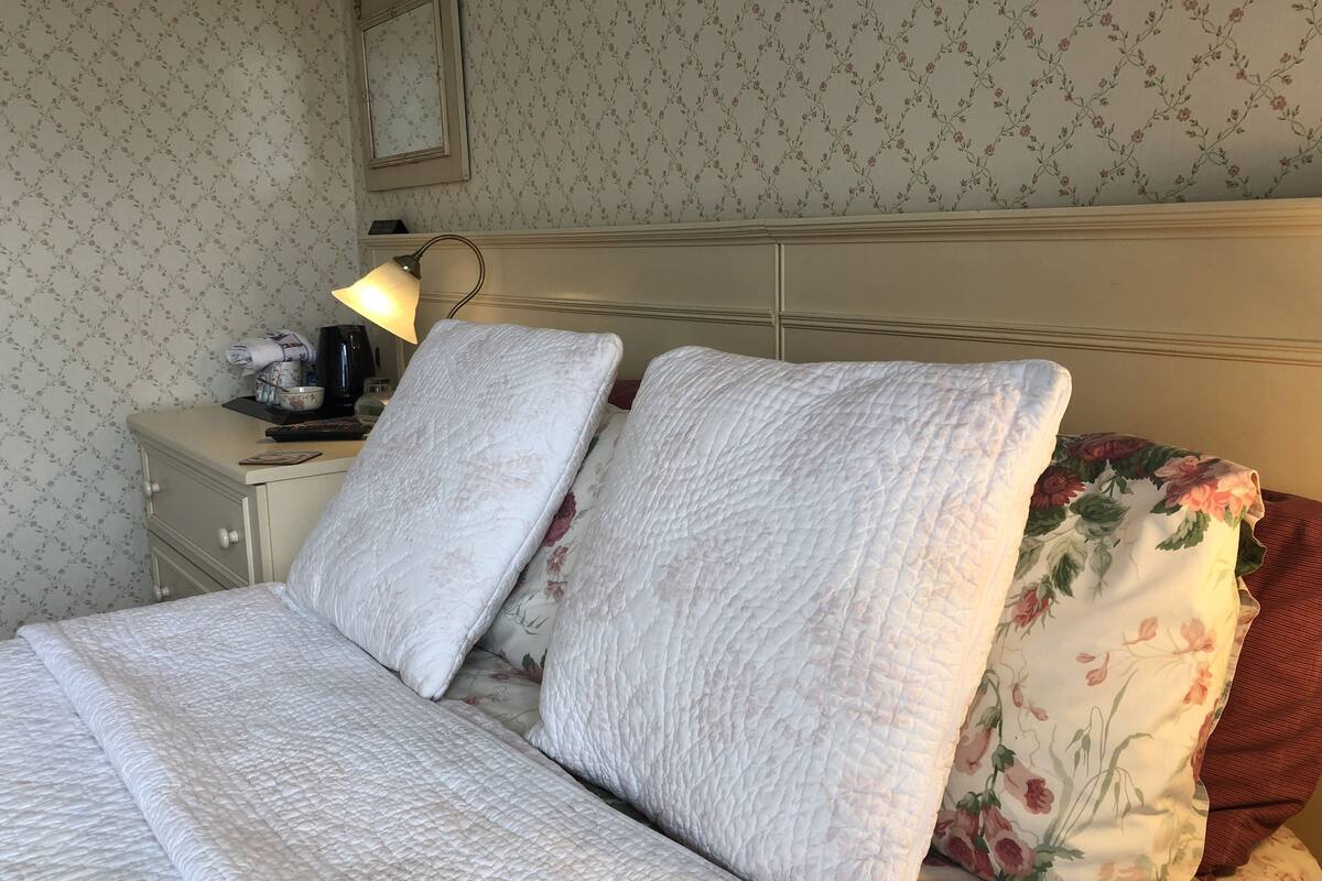 Triple Room, Balcony, River View (Room 2) | Iron/ironing board (on request), WiFi (free), bed sheets