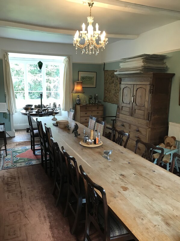 Comfort House, 6 Bedrooms, Garden View | In-room dining - Lower Buckton Country House - Sleeps 12 (Craven Arms)