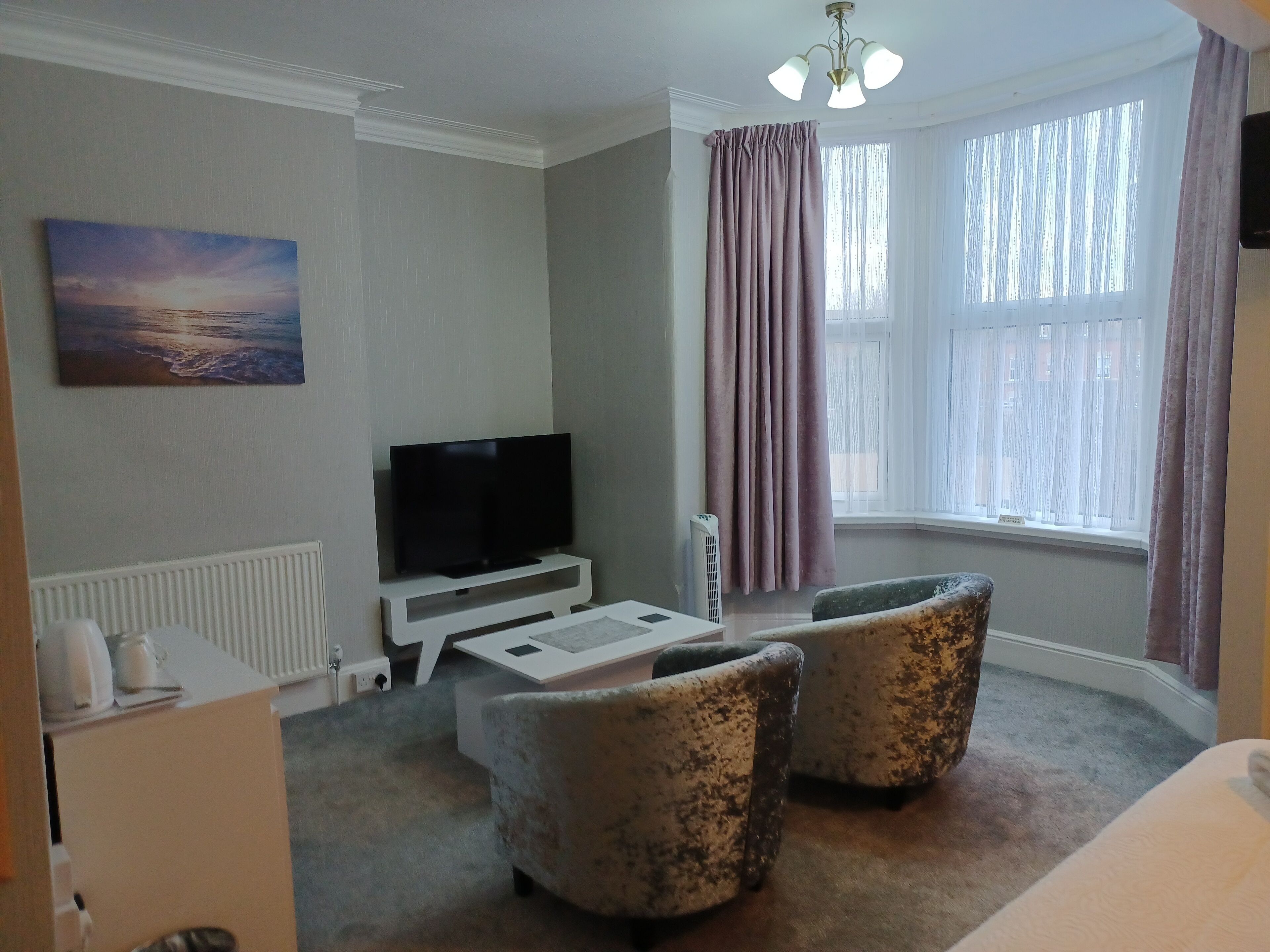 Deluxe Double Room | Free WiFi, bed sheets