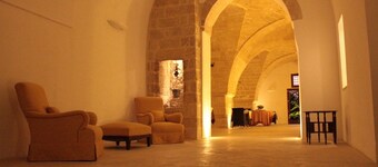 马赛利亚卡里尼亚尼家庭旅馆