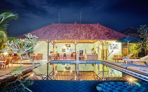 Outdoor pool - Scoobydoo Bungalow (Lembongan Island)