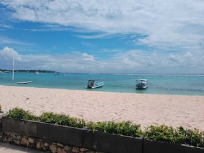 Front of property - Scoobydoo Bungalow (Lembongan Island)