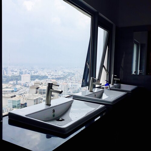 Penthouse Hostel & Spa