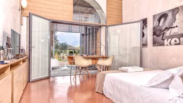 Premium bedding, down duvets, in-room safe, blackout curtains