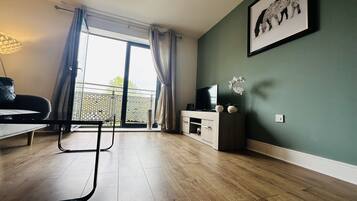Executive Apartment, Private Bathroom (CTR 26) | Lounge