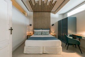 4 عدّة غرف نوم وملاءات من القطن المصري وأغطية فراش متميزة