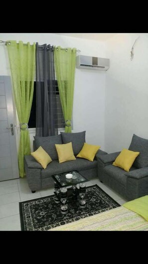 Comfort Apartment, 1 Bedroom | Living area