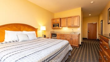 Superior Single Room, 1 King Bed | In-room safe, desk, free WiFi, bed sheets