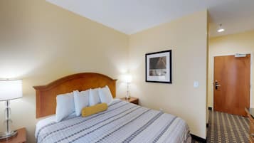 In-room safe, desk, free WiFi, bed sheets