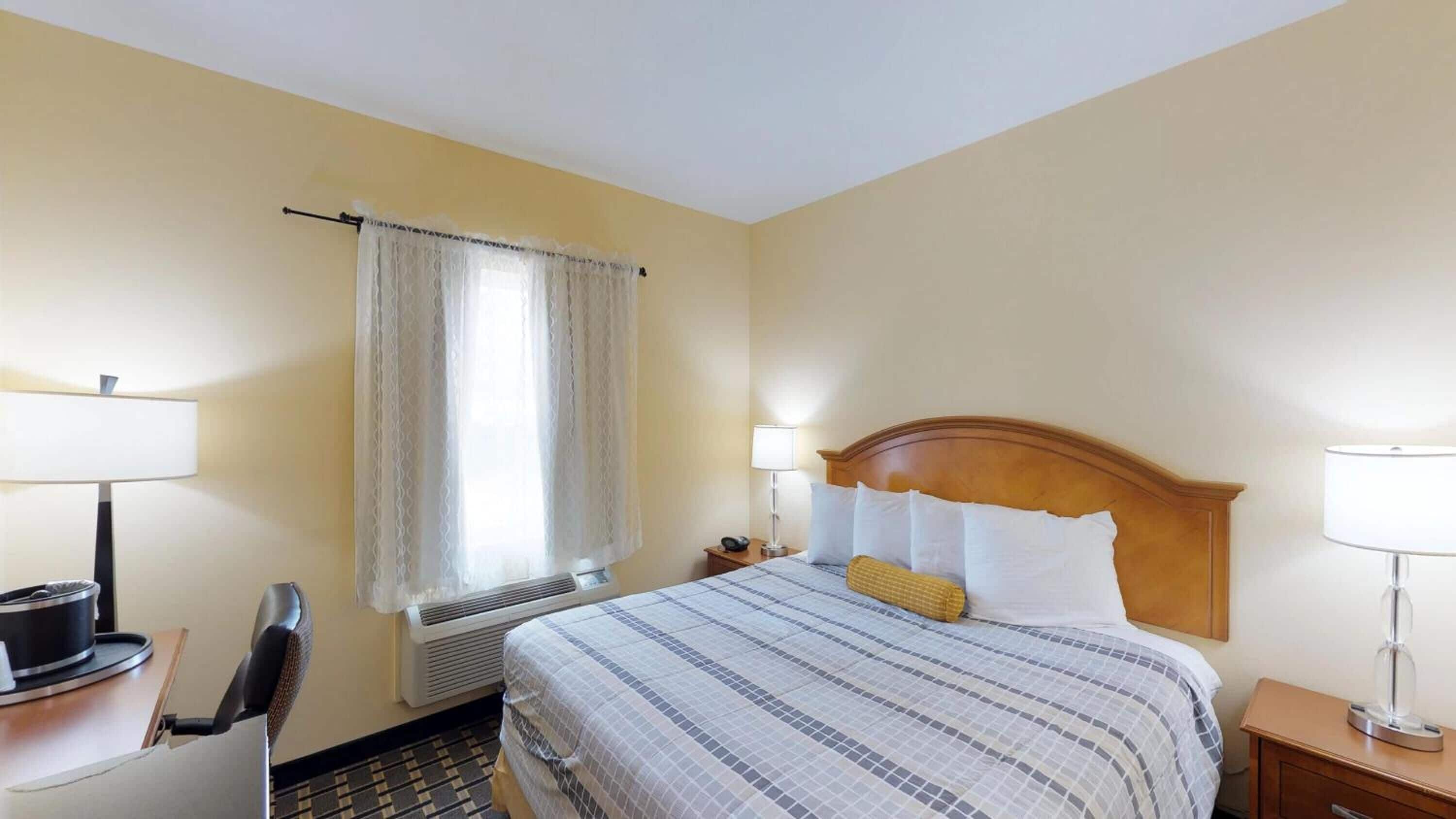 in-room safe, desk, free wifi, bed sheets