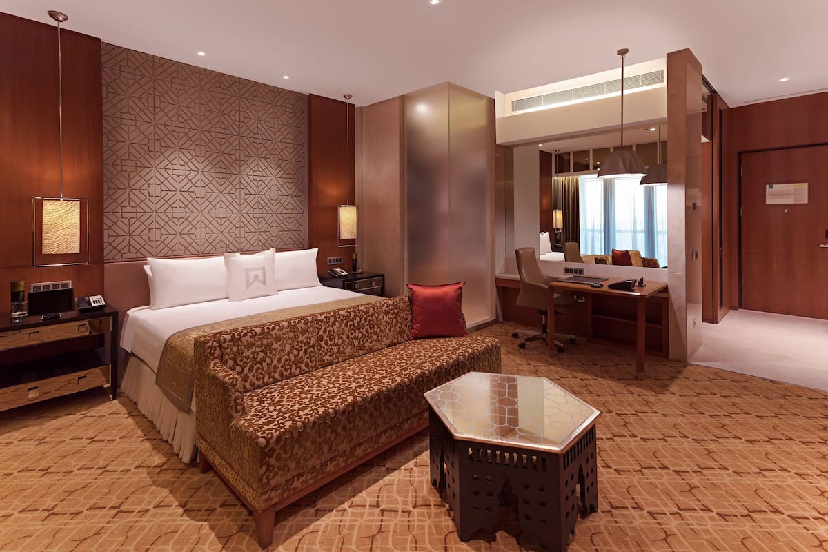 Chambre Club, 1 grand lit, vue sur la ville (Tower) | 1 chambre, literie de qualité, coffre-fort, bureau