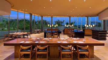 Daily buffet breakfast for a fee