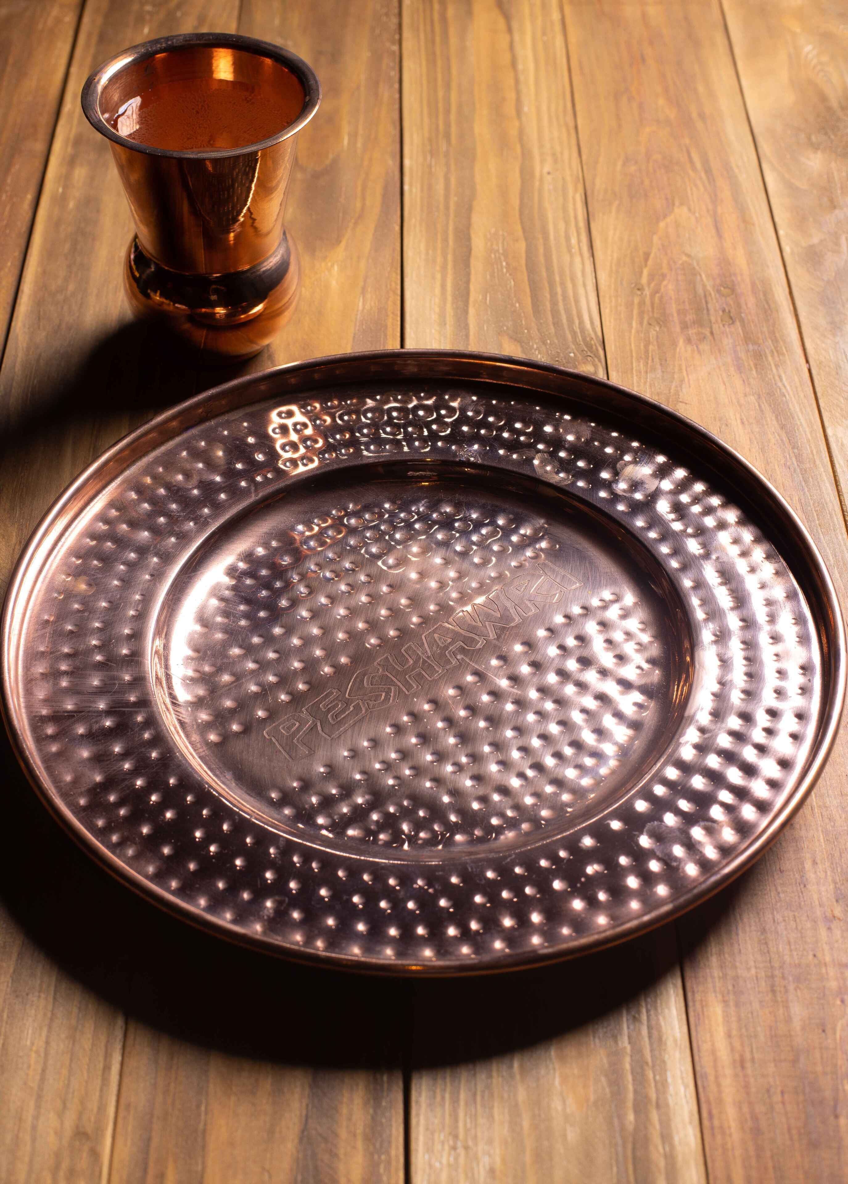 5 restaurants, lunch, dinner served; local and international cuisine