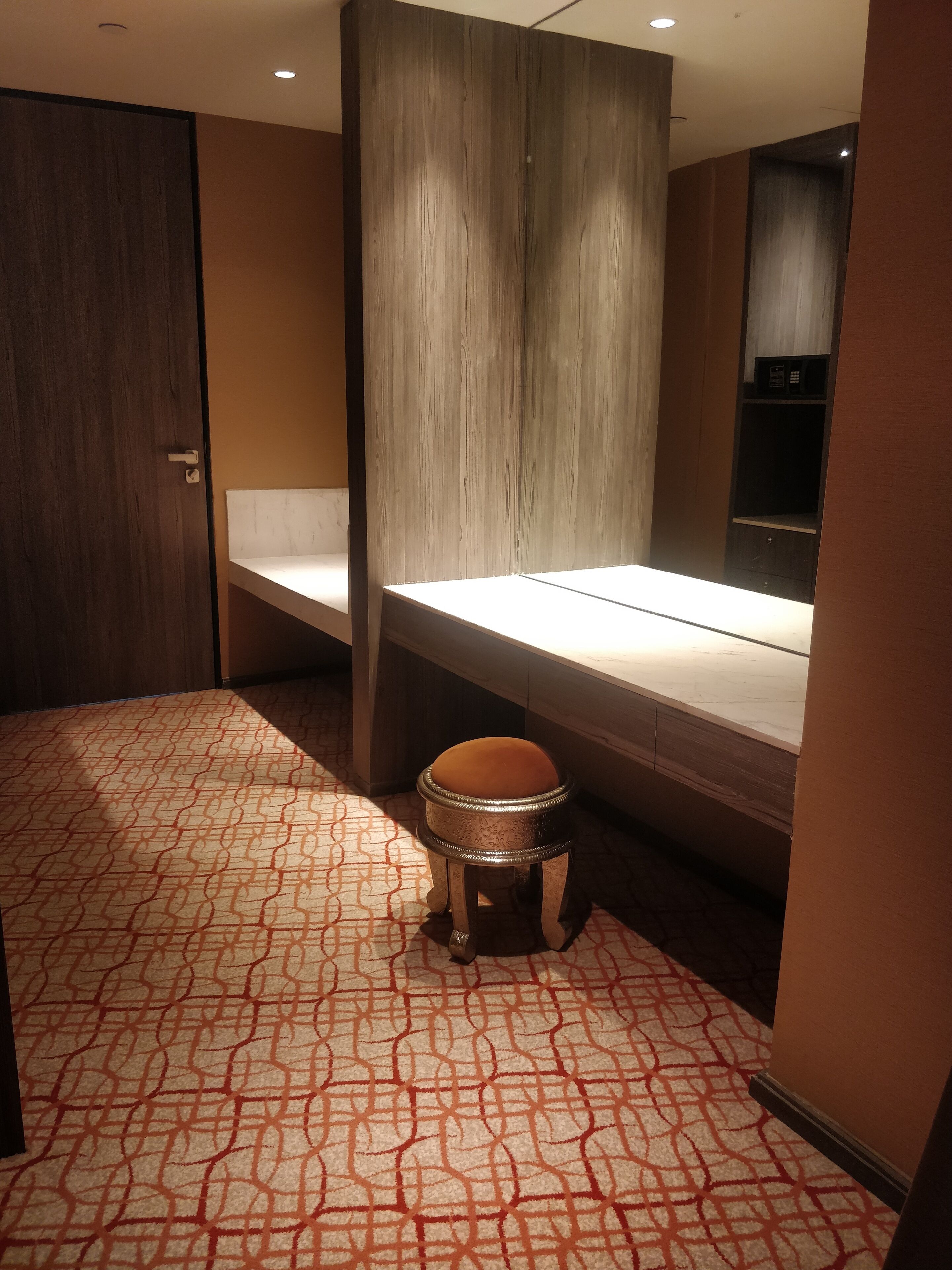 apartment, 2 bedrooms, smoking | 1 bedroom, premium bedding, in-room safe, desk