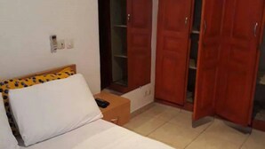 Unclassified image, 3 of 12, button - Residence bellevue 2 (Abidjan)