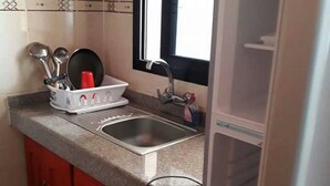 Unclassified image, 5 of 12, button - Residence bellevue 2 (Abidjan)
