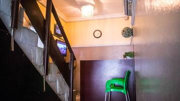 Laptop workspace, WiFi, wheelchair access