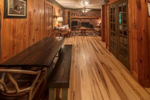 3 habitaciones, tabla de planchar con plancha y wifi gratis 