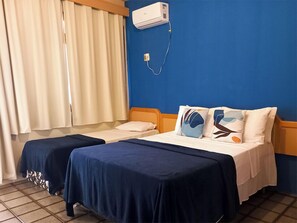 Superior Triple Room, Multiple Beds, Balcony, City View | Iron/ironing board, free WiFi, bed sheets - Pousada Casa Grande (Bonito)