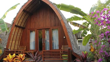 Chambre Double Standard, vue jardin | Bureau, lits pliants/supplémentaires, Wi-Fi gratuit, draps fournis