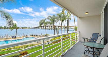 Bahia Vista 8 - 210 Waterfront Paradise Condo (Non Smoking)